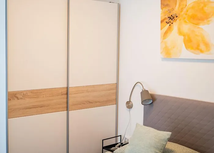 Perfect 2 アパート マリボル